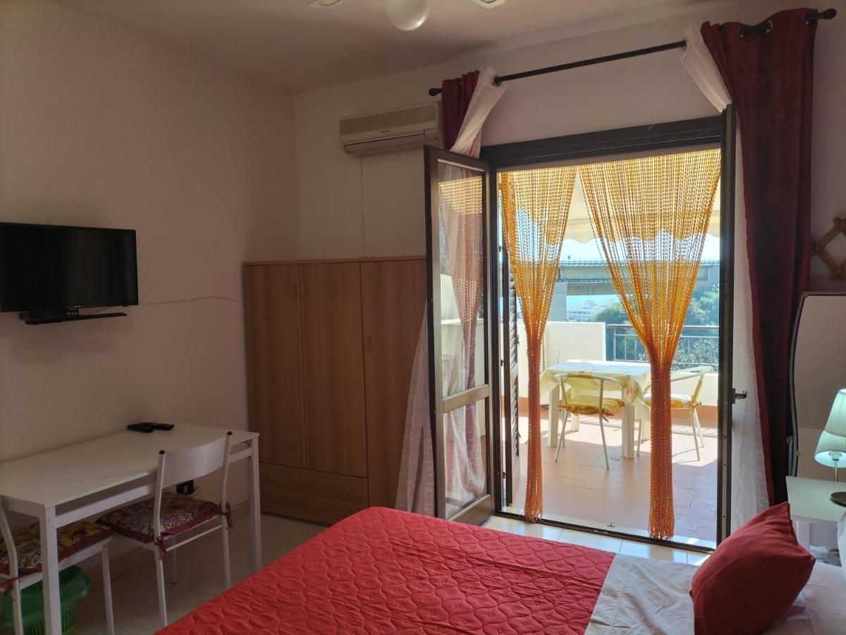 Casa Vacanza Da Rosa 레토이아니 외부 사진