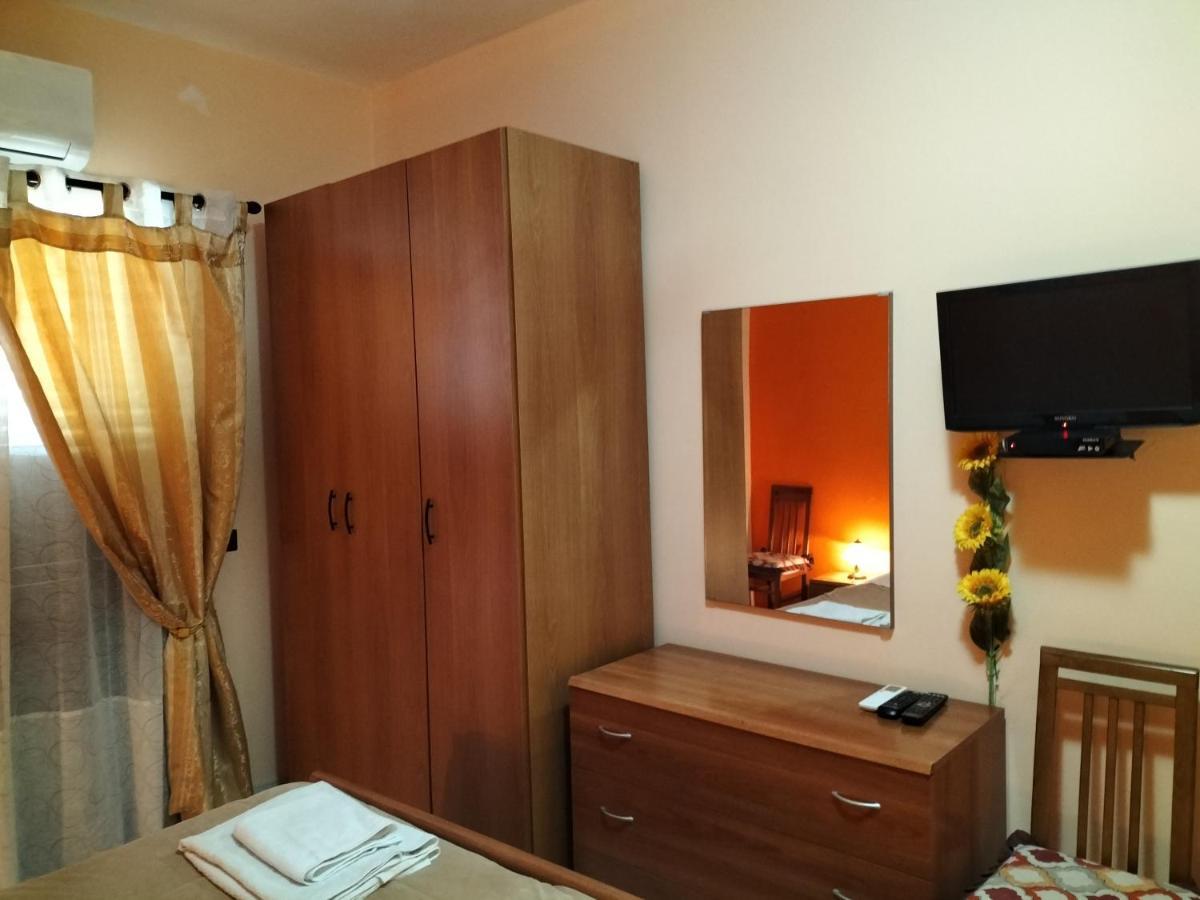 Casa Vacanza Da Rosa 레토이아니 외부 사진