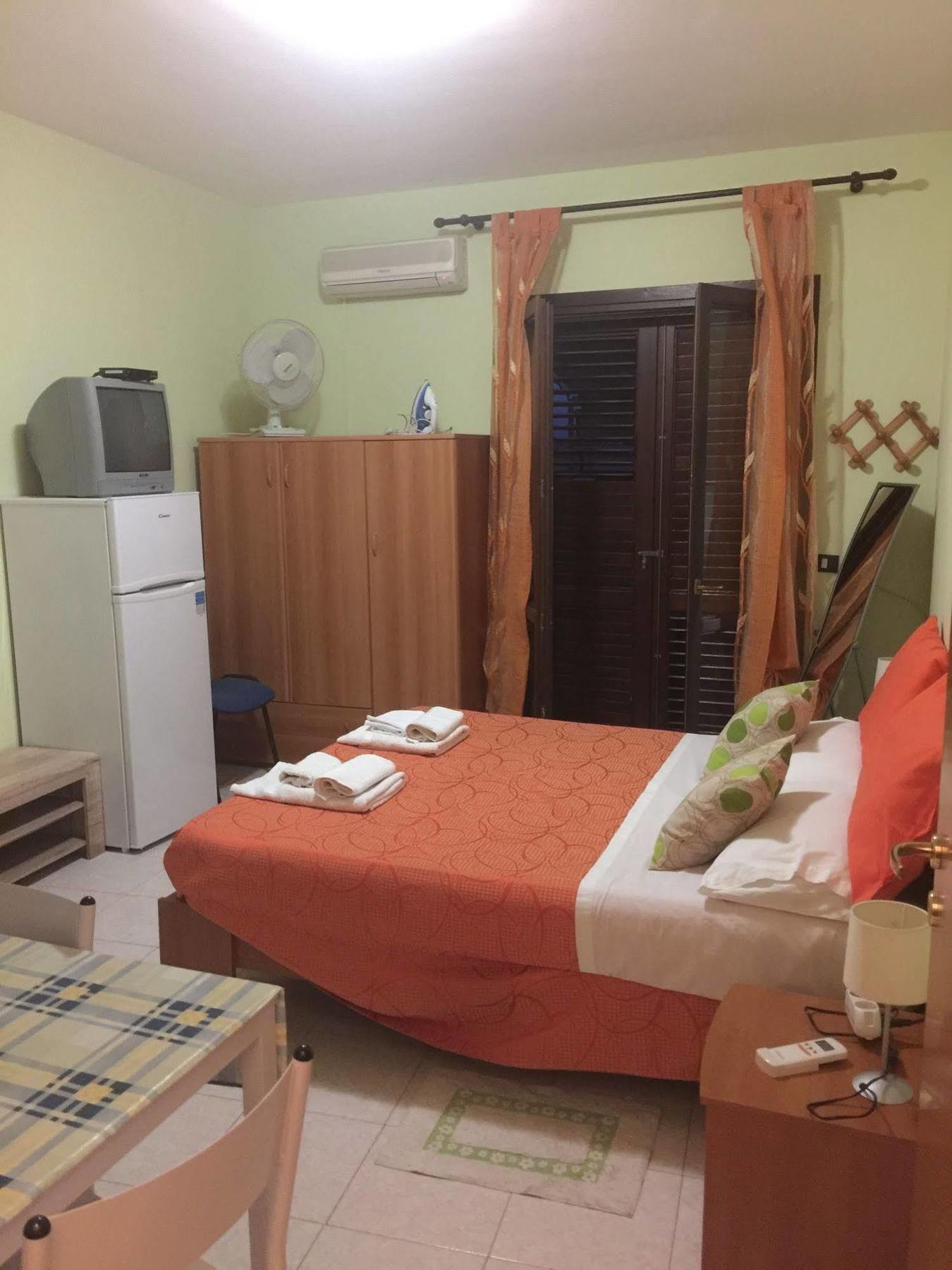 Casa Vacanza Da Rosa 레토이아니 외부 사진